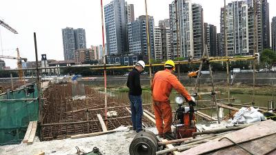 綿陽雙杯大橋施工現(xiàn)場